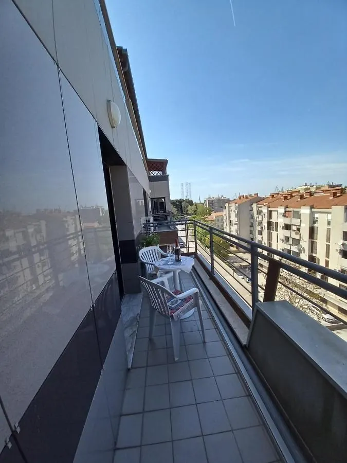 Iva Apartman بولا شقة